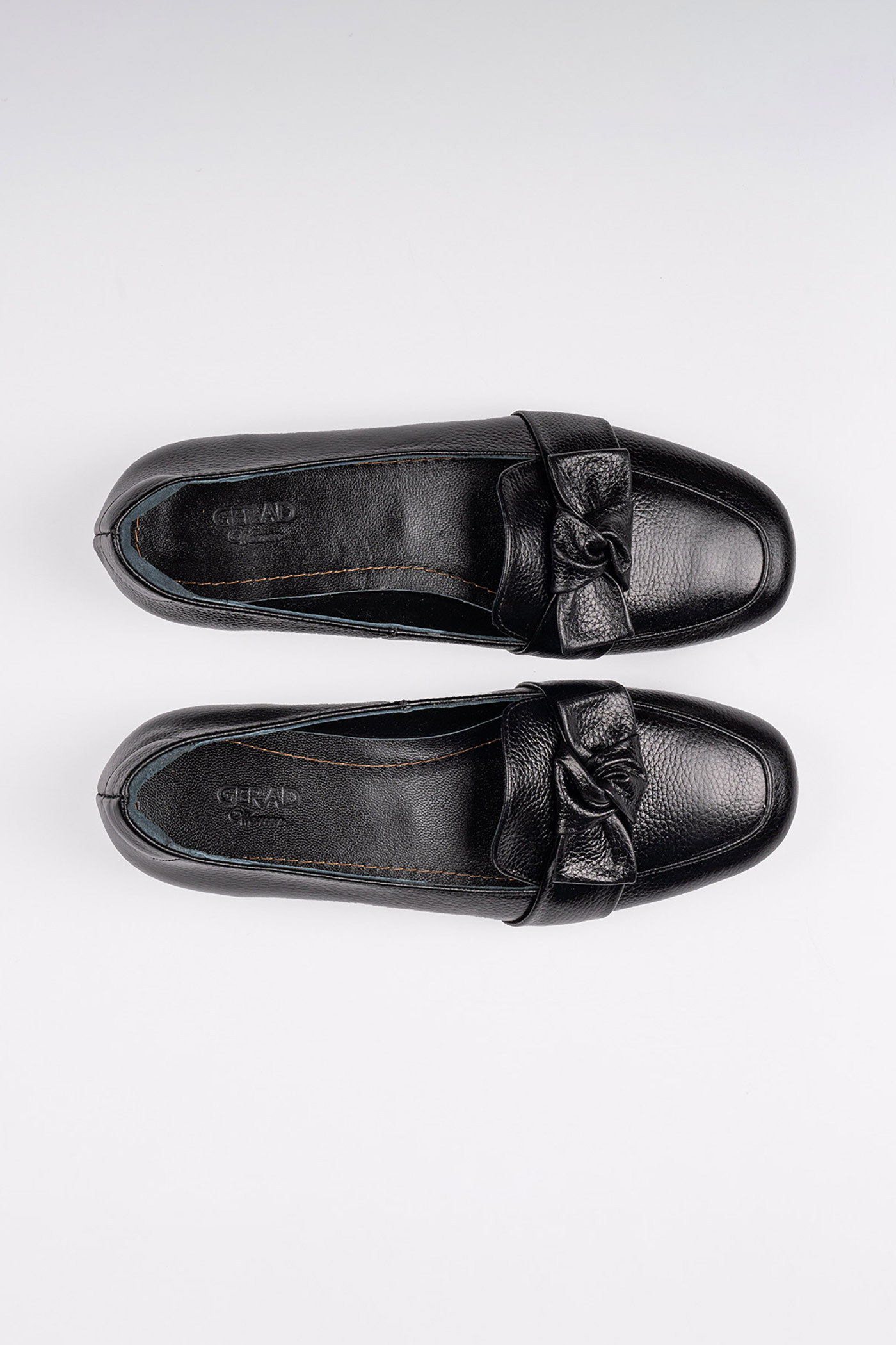 کفش کالج 560025